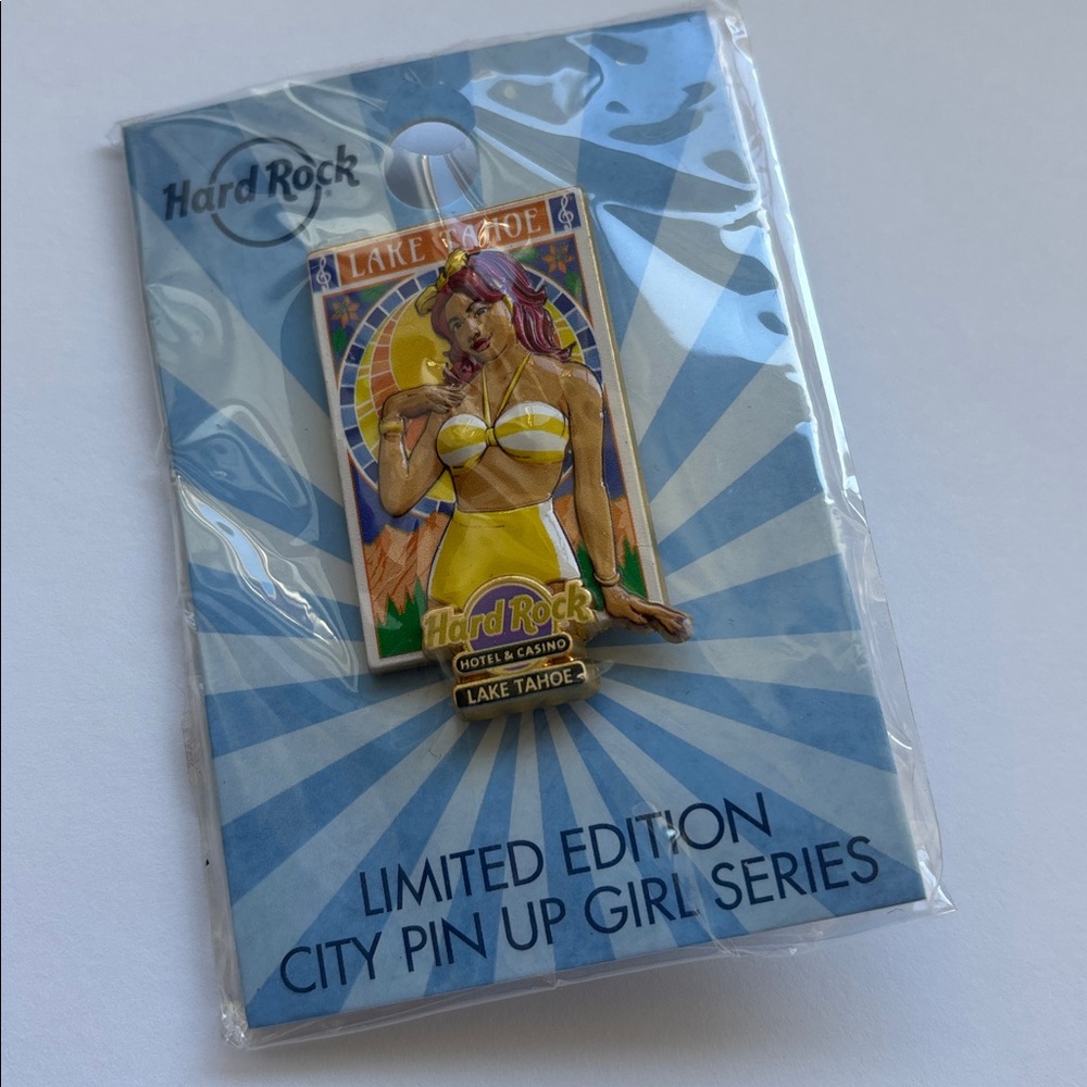 Hard Rock‎ Cafe Lake Tahoe Limited Edition City Pin Up Girl Series Collectible